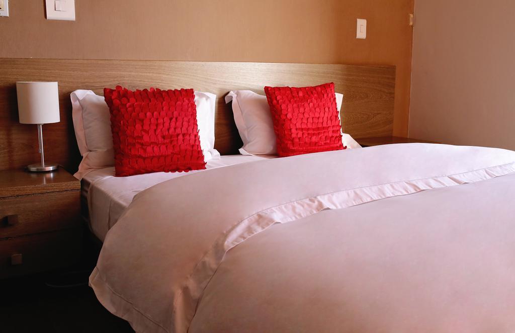 Da Heim Guest House Cape Town Bagian luar foto
